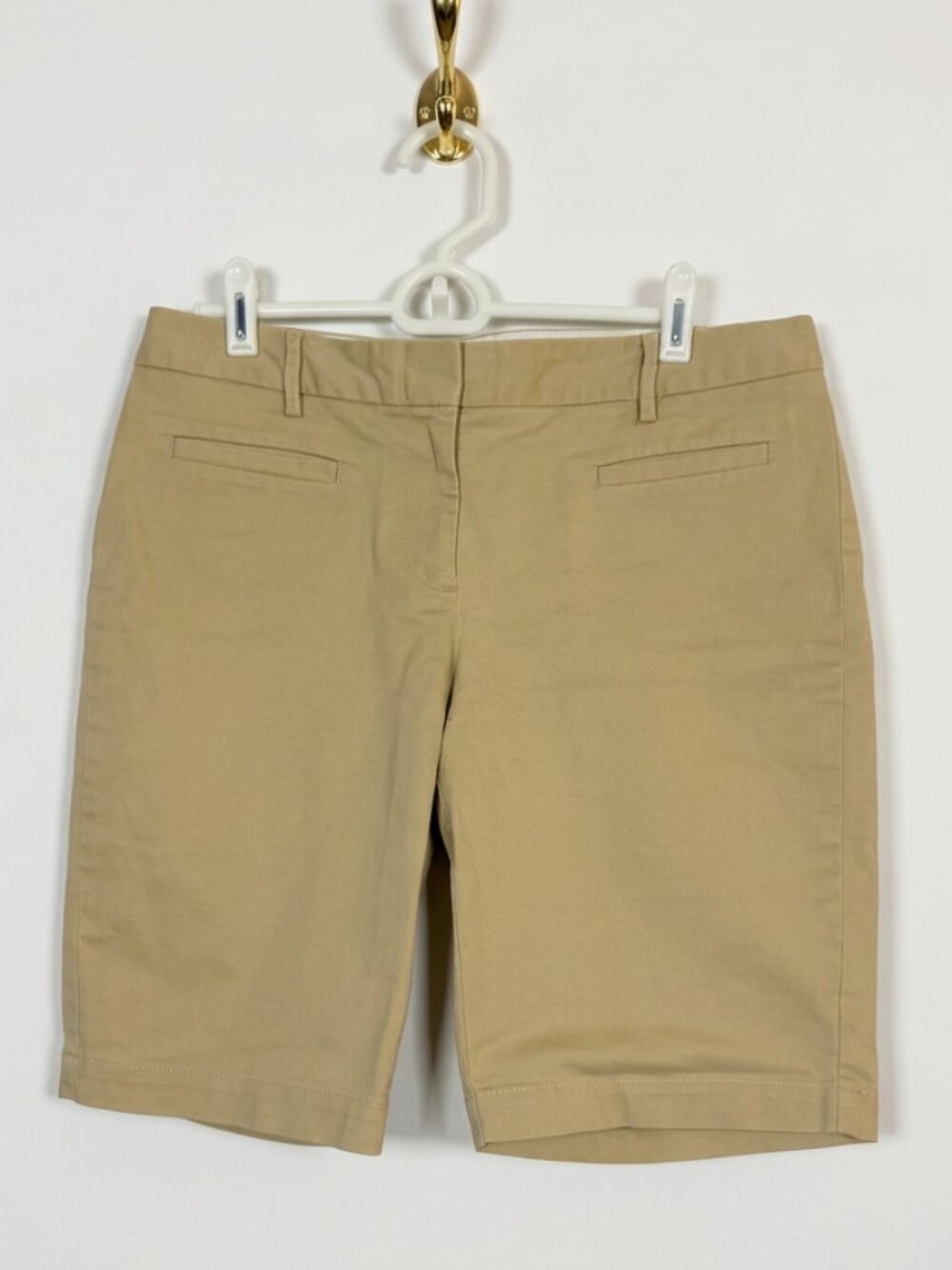 Lands' End Khaki Tan Flat Front Chino Bermuda Shorts - Size 4